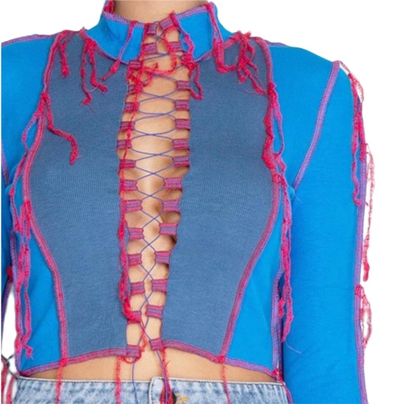 🔥HP🔥 Blue & Red Open Lace Front Up Distressed Top - Picture 10 of 12